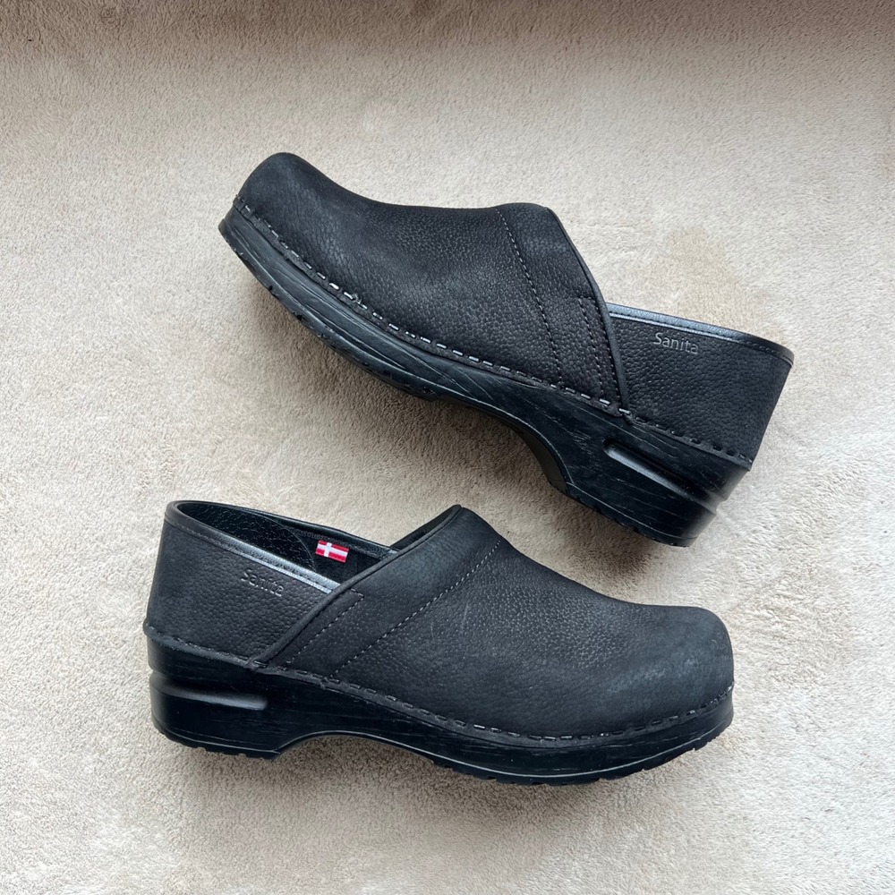 Sanita Professional Women 6.5-7 EU 38 Black Leather Clogs Danish Comfort Shoes